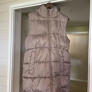 Puffer Vest in Taupe/Pink